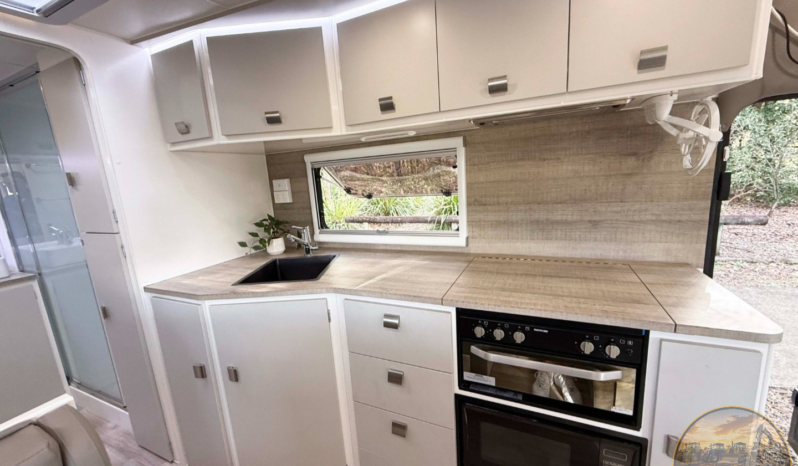 
								2024 Essential Caravans A Class full									