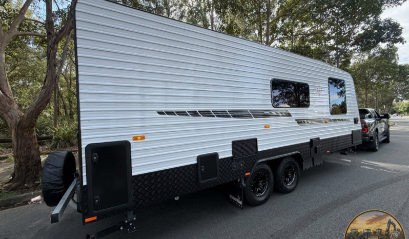 
								2024 Essential Caravans A Class full									