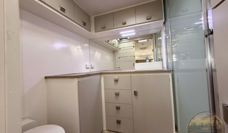 
								2024 Essential Caravans A Class full									