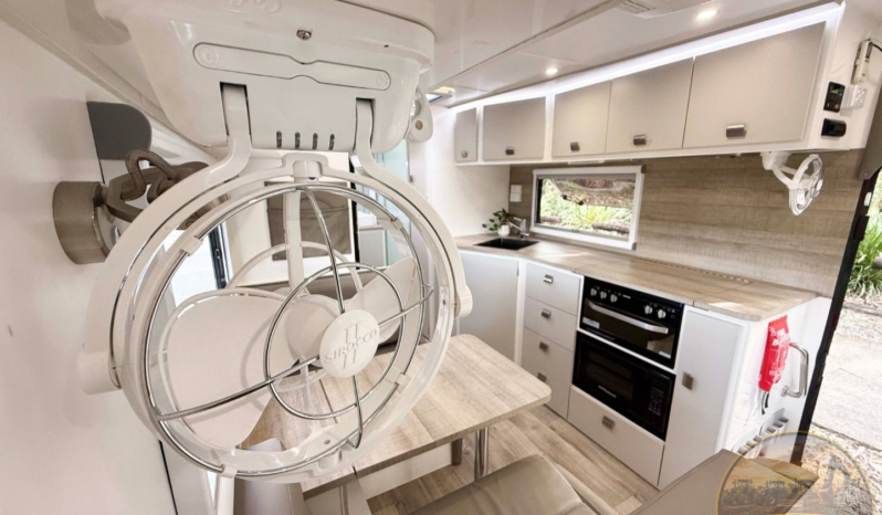 
								2024 Essential Caravans A Class full									